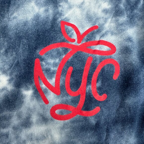 Aeropostale Womens Tie-Dye Classic Crew With Red NYC Apple Logo Size Small - Picture 3 of 5